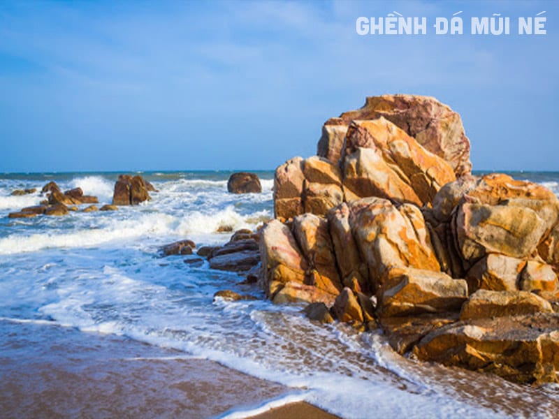 Ghềnh đá Mũi Né ở Phan Thiết