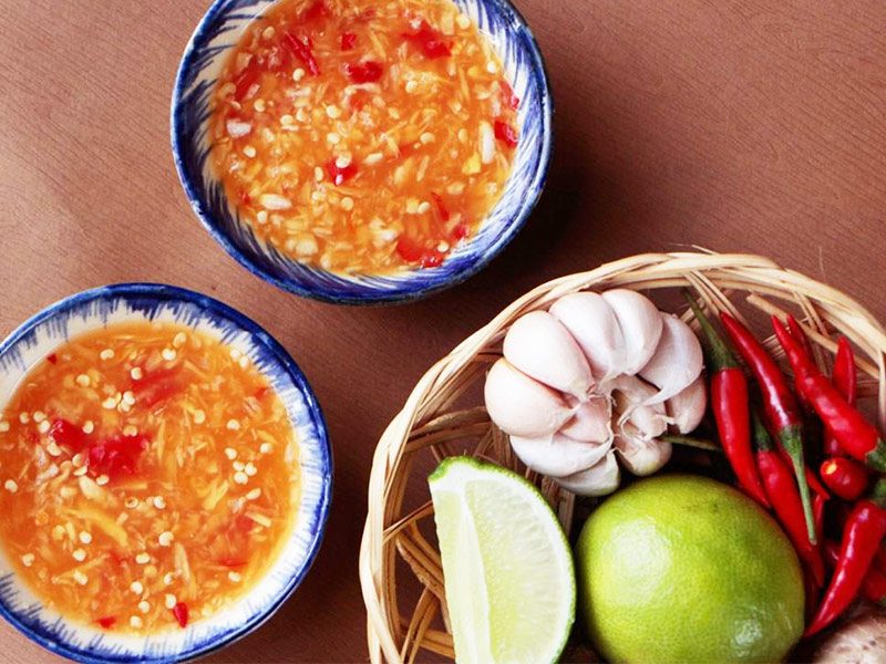 Bí quyết pha nước mắm thần thánh