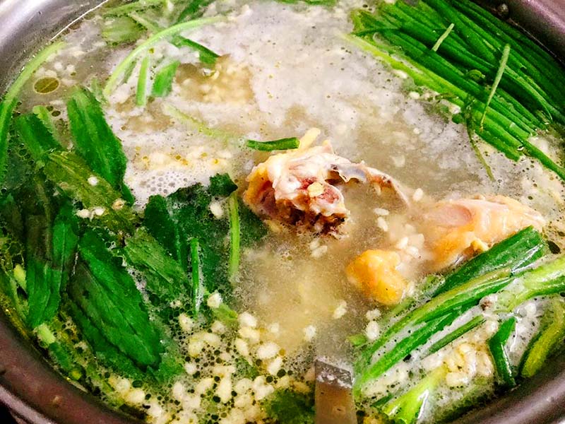Món ngon ngày mưa - Lẩu gà rượu nếp