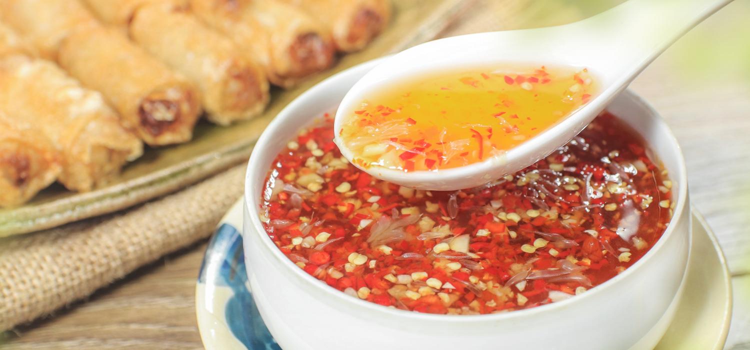 Bạn muốn biết bí quyết để có bát nước mắm chấm ngon tuyệt vời, chinh phục mọi khẩu vị? Chỉ với vài bước đơn giản và nguyên liệu quen thuộc!