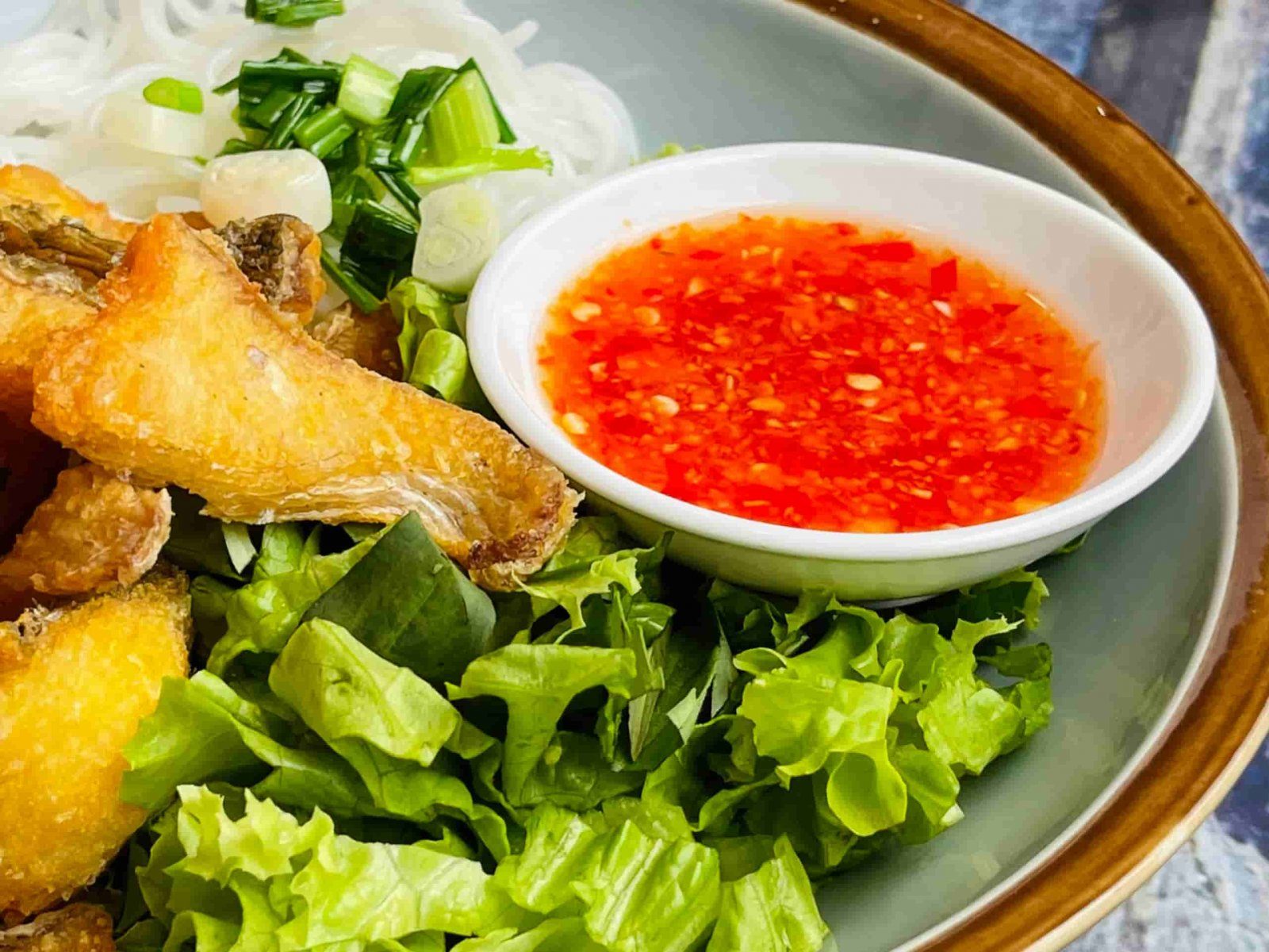 Bí quyết pha nước mắm chuẩn vị nhà hàng